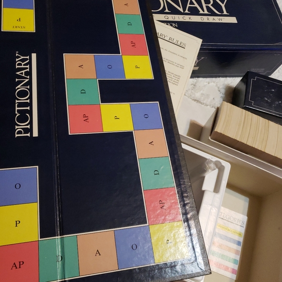 Pictionary First Edition- 1985 - Picture 6 of 9